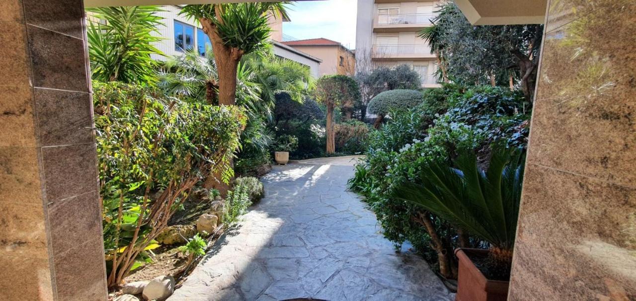 Bel Appartement Plein Centre Niza Exterior foto